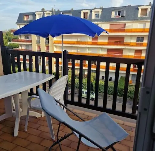 Apartment Dans Front De